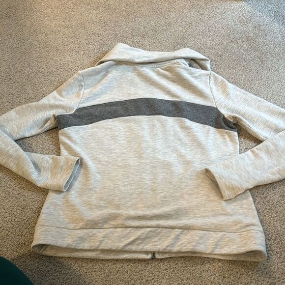 Te Verde Zip Up Jacket Size Medium Cream / Grey - Picture 5 of 6